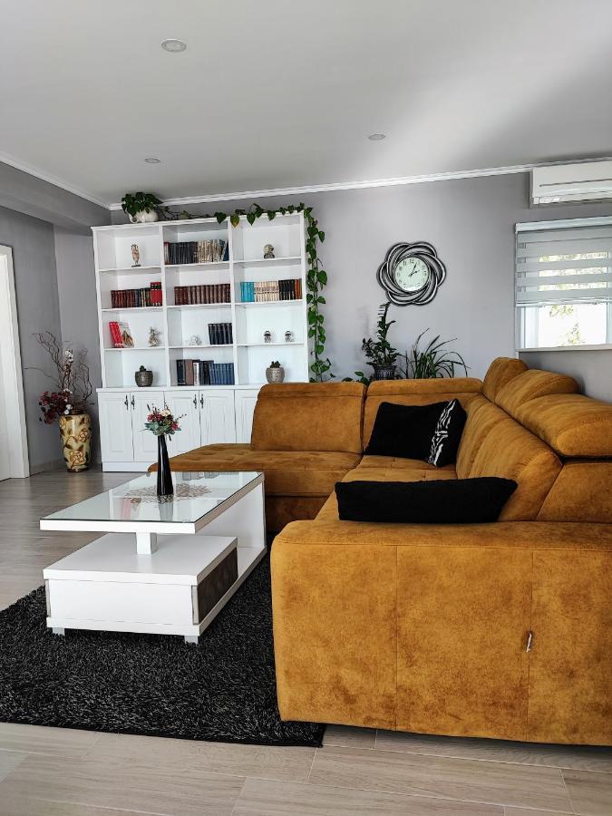 Luxury Apartment Pape Baška Voda Eksteriør billede