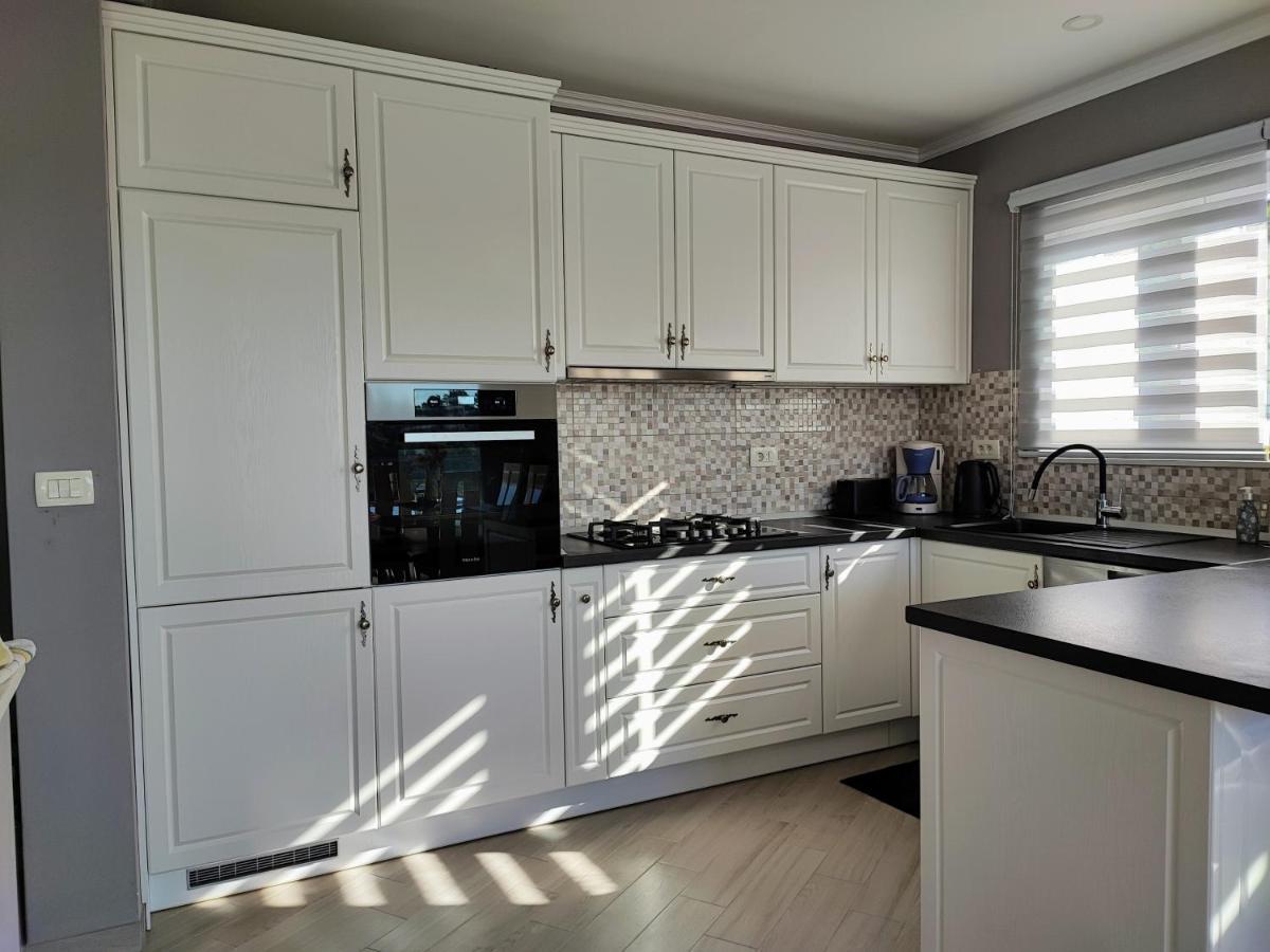 Luxury Apartment Pape Baška Voda Eksteriør billede